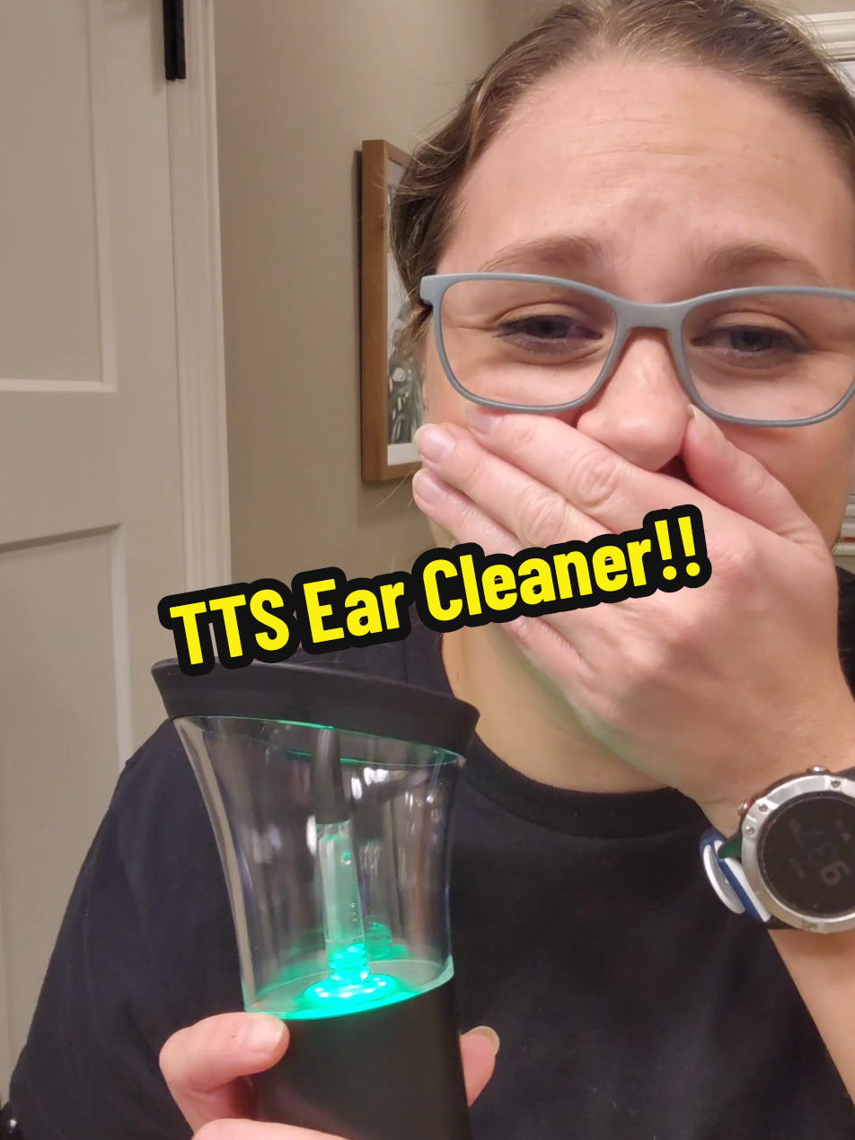 This ear cleaner just ended years of selective hearing #EarCleaner #TikTokMadeMeBuyIt #GadgetTok #Earwax #CleanTok #FunnyFinds #SoSatisfying 