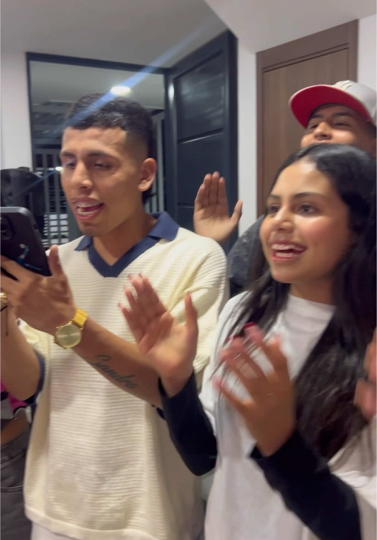 Ellos creen que me van hacer llorar😏 @Sergioceronn @Dianabolfit @Valentinaceron🎀 @stefaniaceron @Karen Rios✨🦋 @Stiven Ceron @Mauricio 🍀🥷🏻 #viral_video #humor #paratiiiiiiiiiiiiiiiiiiiiiiiiiiiiiii 