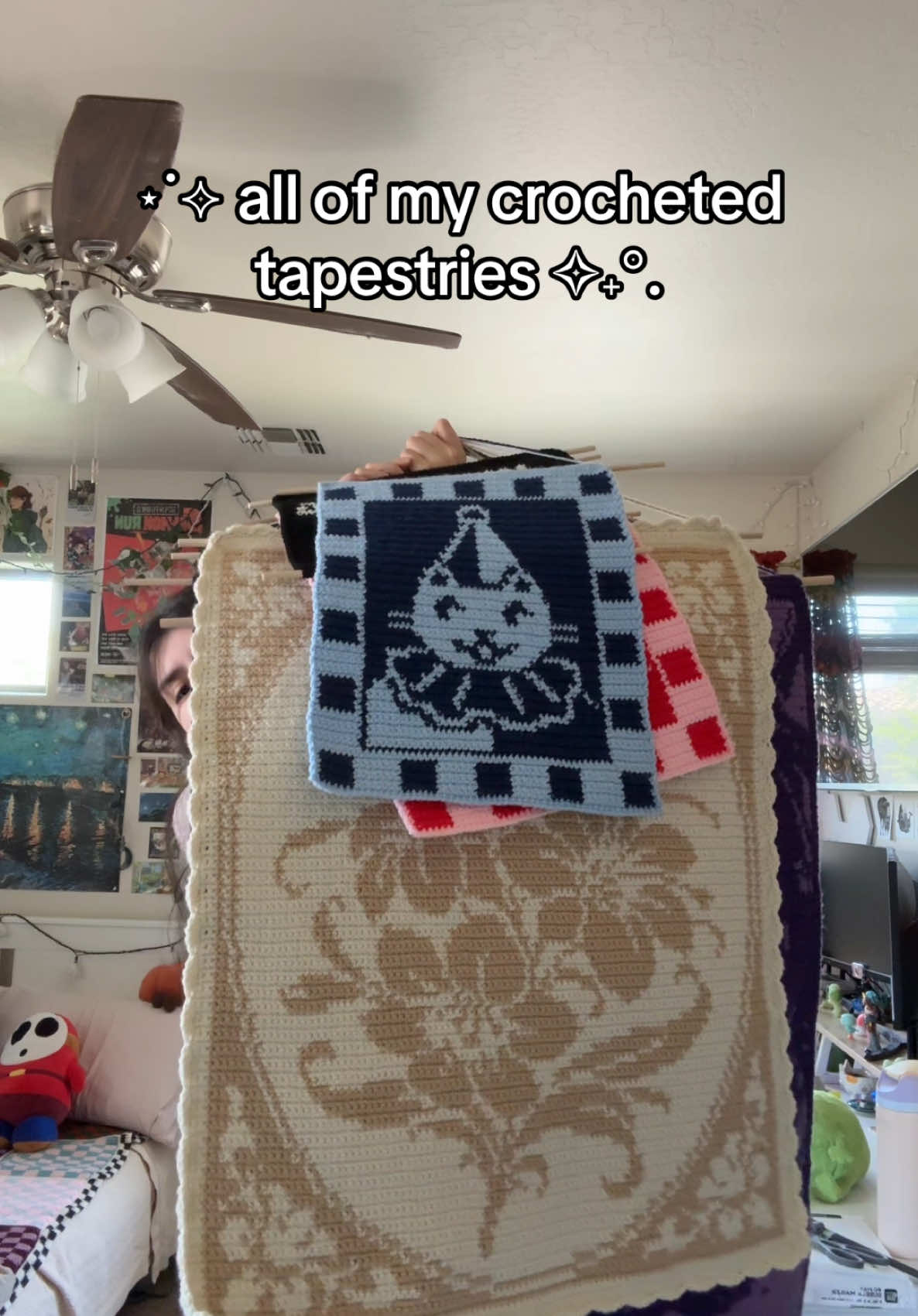 when u can’t afford more art for your wall so u make ur own 🙂‍↕️👌 #crochet #tapestrycrochet #tapestry #crochettok #fyp