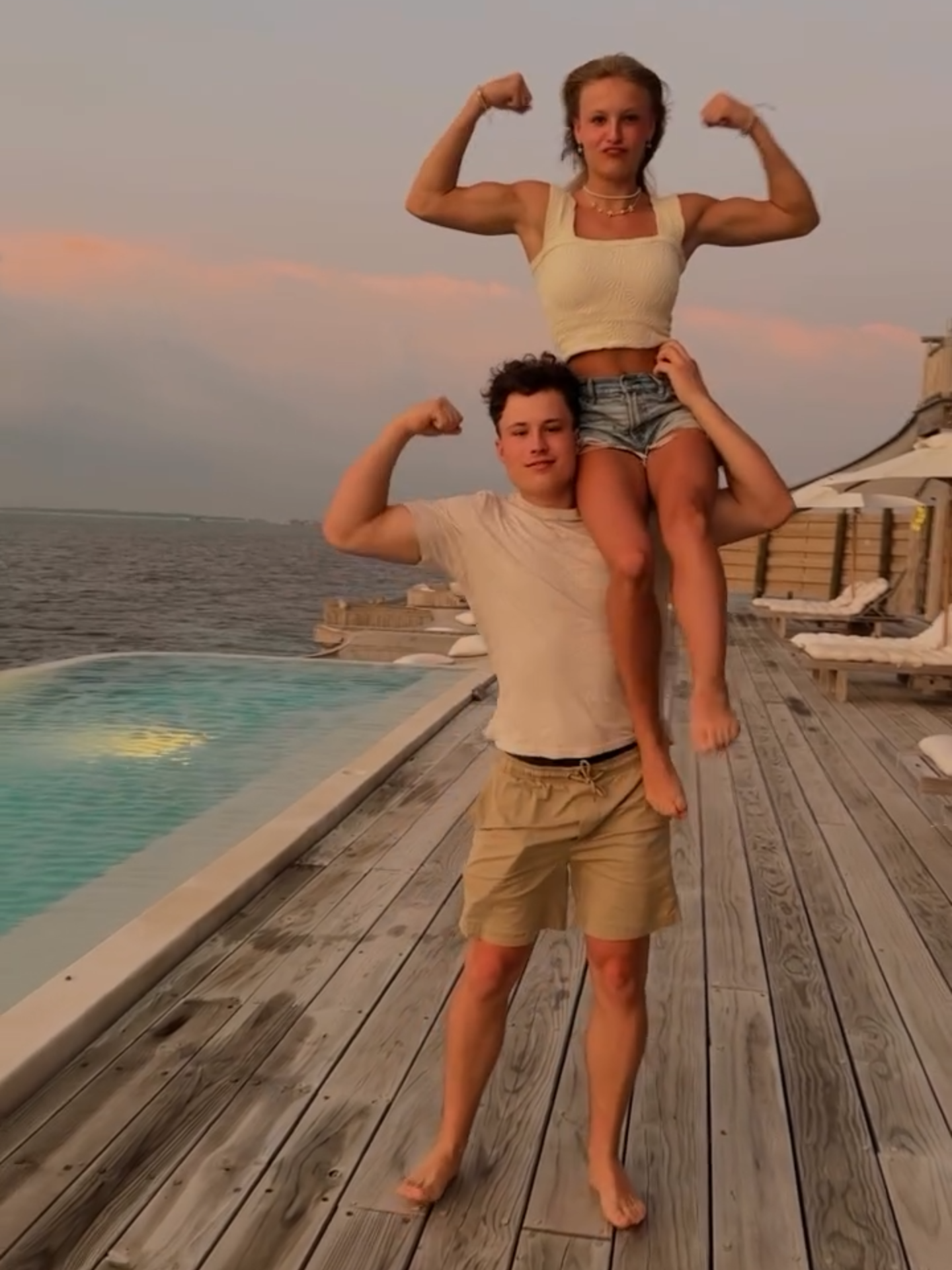 Maldives!! 💪🌊 #shoutout #ninjafam4lyfe #ninjafamily #viralllllll #fyp #foryoupagе #beautiful #paytondelu #paytonmyler #reels #réel #ninjakidstv #ninjafam #ninjafam4lyfe #birthday #viral