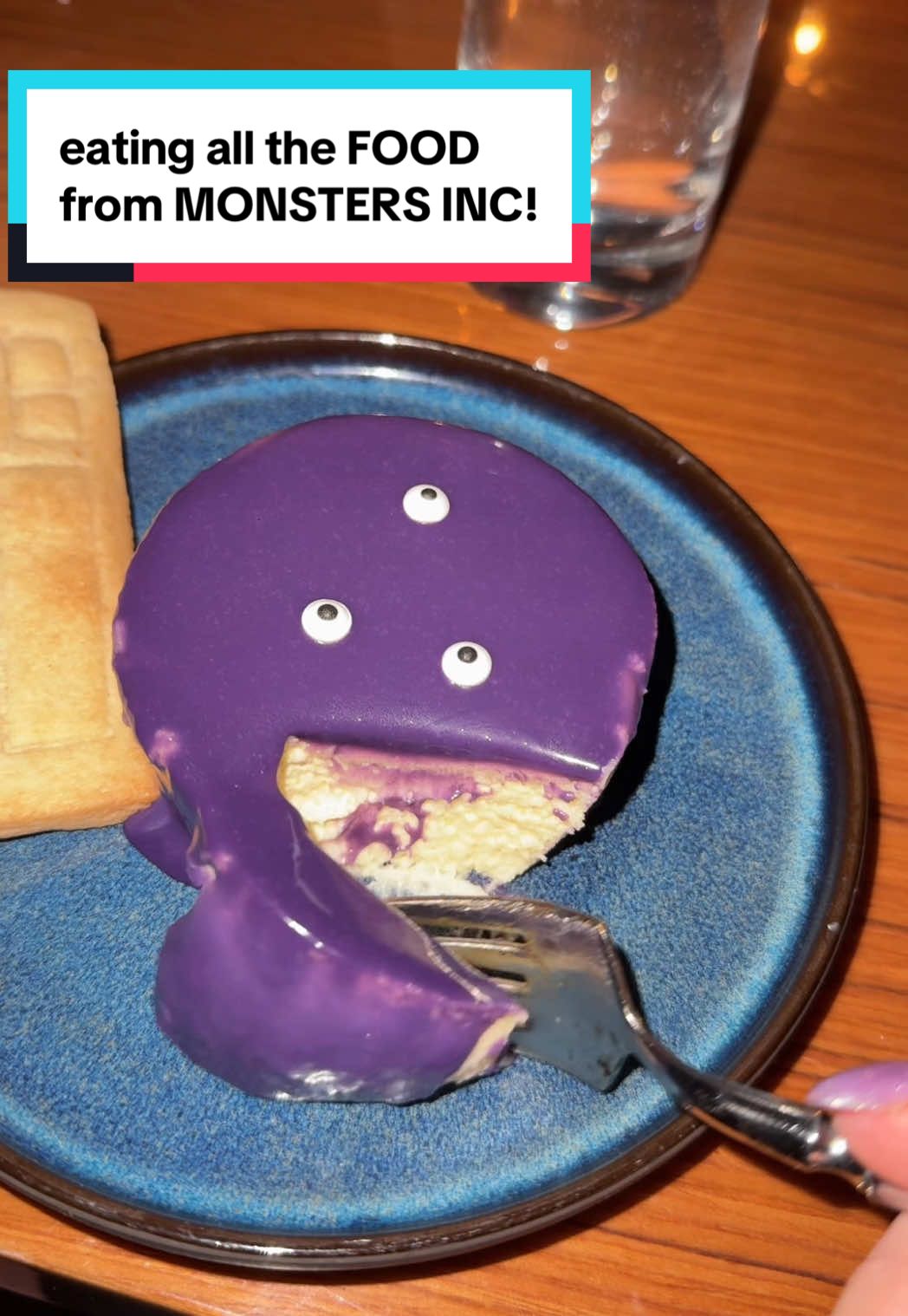 eat the FOOD from ur FAVORITE MOVIE as u watch it!! 🎥 @Fork n’ Film #movie #monstersinc #Foodie 
