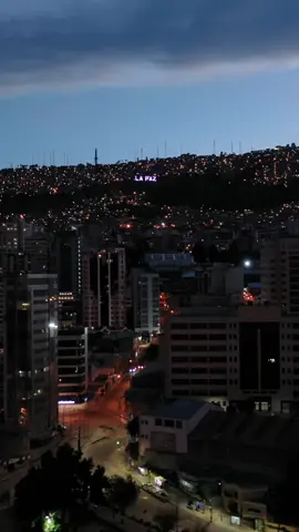 Parque Mirador La Paz de noche #letrero #lapaz_bolivia🇧🇴 