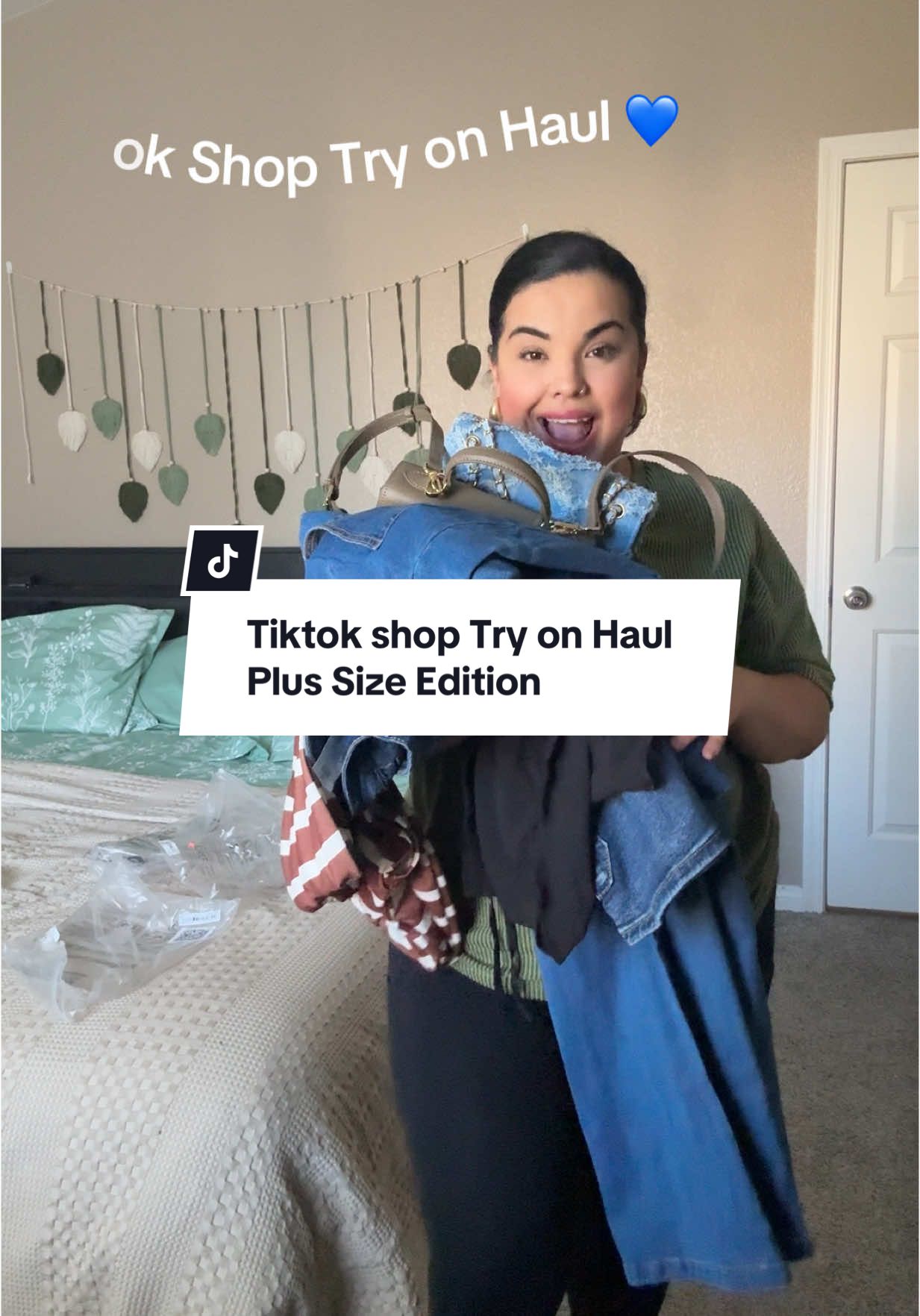 Obsessed with everything I got from Tiktokshop! Everything will be linked below ⬇️ let me know what was your favorite item!  #TikTokShopHaul #tiktokshopfinds #fashionfinds #ttshop #tryonhaul #TikTokShopFashion #fashion #tiktokshopplussize #plussizefashion #plussizeedition  