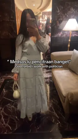 Belajar dari ahlinya  #politik #politiktiktok #womeninpolitics #fypviralシ #xzyabc 
