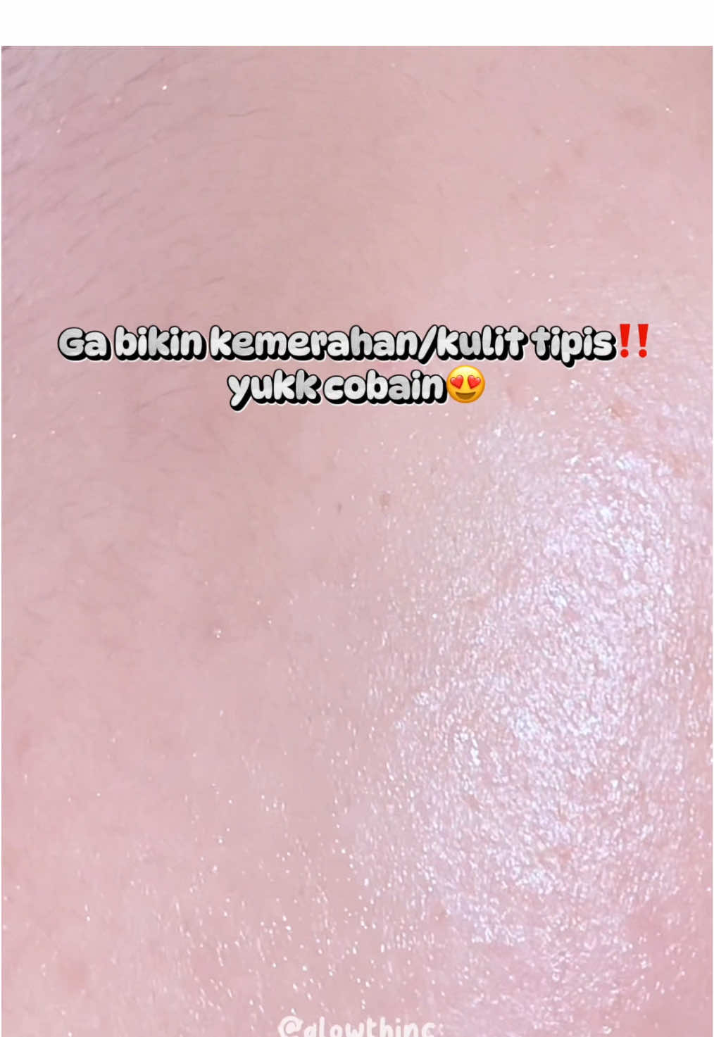 Toner eksfoliasi yang aman banget dipakai untuk semua jenis kulit karena tentunya lebih gentle dibanding physical exfoliate yang lain🥰  #eksfoliasi #exfoliate #toner #tonerexfoliating #tonereksfoliasi #glowthinc #flekhitam #glowthincskincare #skincarebpom #skincarelokal 