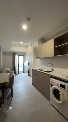Luas 76meter Full Furnished. Di Menara Jakarta Kemayoran Jakarta Pusat.  Hanya 1 unit saja . Gasss 🙌 Cara bayar :  Free PPN , Cicil DP 10% bisa d cicil selama 12x / 24x , Cicilan Developer .  #jualapartment  #apartment  #apartmentkemayoran #menarajakarta  #menarajakartakemayoran  #fyp 