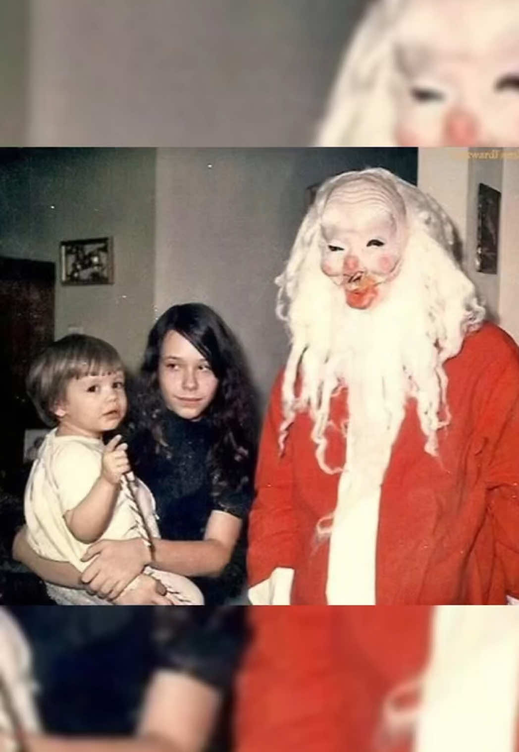 These Photos Are Hiding Crazy Horror Stories Behind Them! 