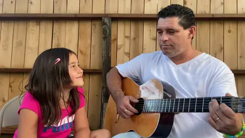 Nina, recuerda que te amoooo, mi amor! #LuvYou #MyBabyLove #DaddysGirl #Nina #MiHija @NoeMartin #Grupo #Tentacion @christilozano78 