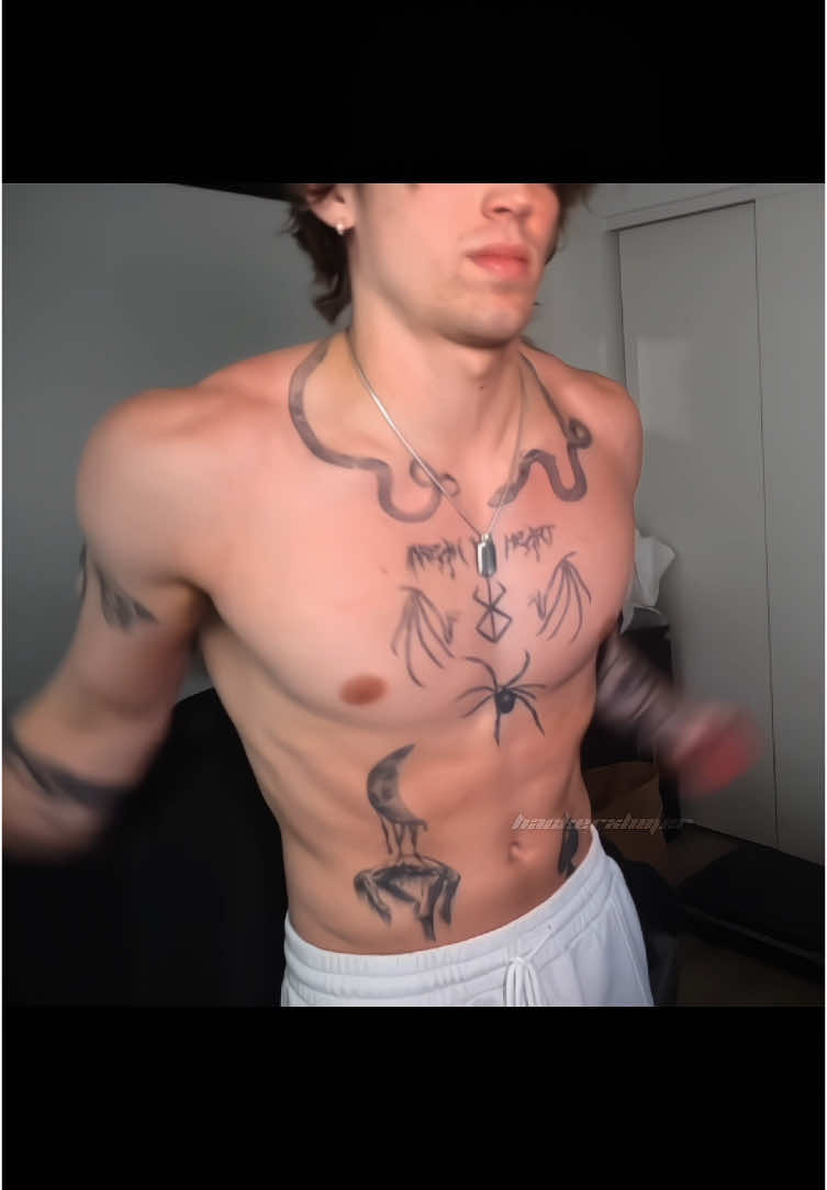 blah blah blah….proper name….place name….backstory stuff #vinnie #viral #vinniehacker #vhackerr [fake body]