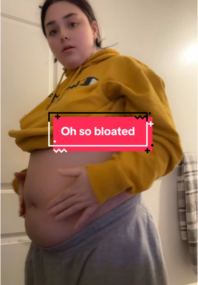 My belly is so bloated, it’s bouncing off the counter xoxo 😜   #FullBelly #Stuffed #FoodBaby #BodyPositive #SelfLove #LoveYourBody #Curvy #PlusSize #Gains 