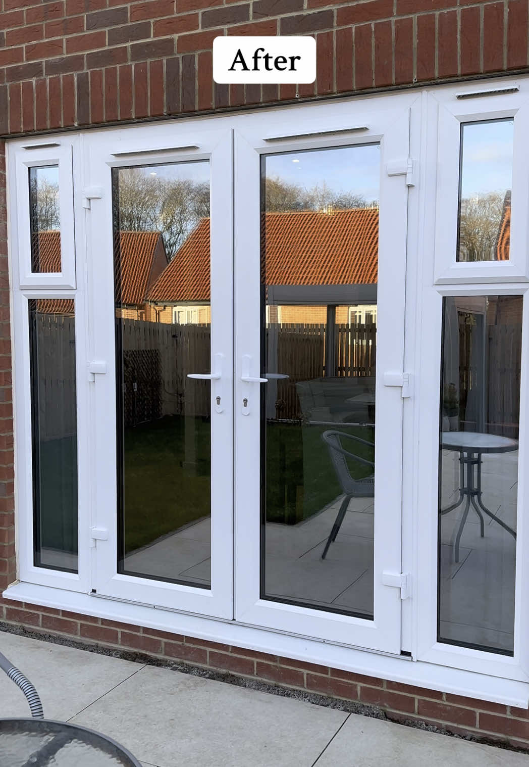 Do you live in a new build? We’ve got you covered 🤝 From anti-fading benefits to daytime privacy to temperature moderation all year round, our Sterling film does it all 🥳  #windowtint #windowfilm 