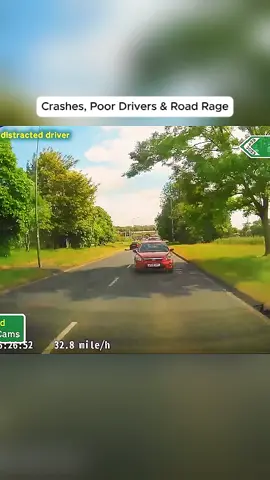#dashcam#roadtrip#england#dashcamuk#dashcamvideos#road#smash#wreck#ukraine#ca#hazard#pileup#lorry#hgv#rage 