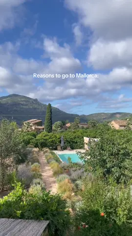 If anyone can give us a reason not to go to Mallorca, we’d love to hear it because you just can’t get better than these views 😍🩵☀️🌴🌊 #whydoordinary #mallorca #spain #islandlife 