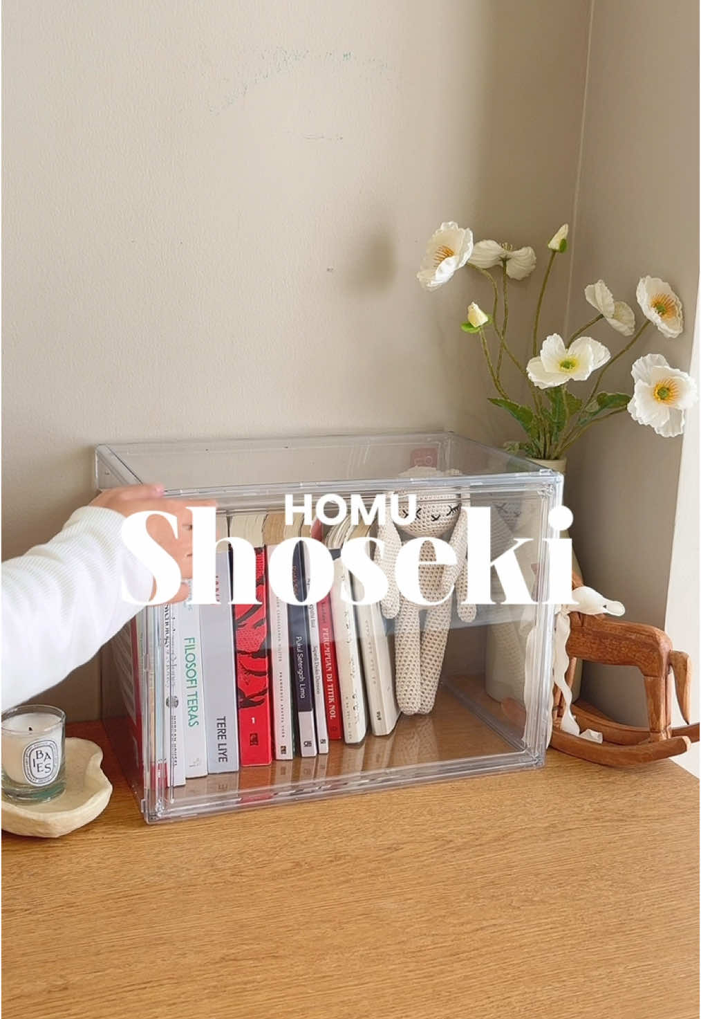 Because every good reading corner starts with organized books💞📚 #storagebox #acrylicbox #BookTok #bookcorner #bookorganization 