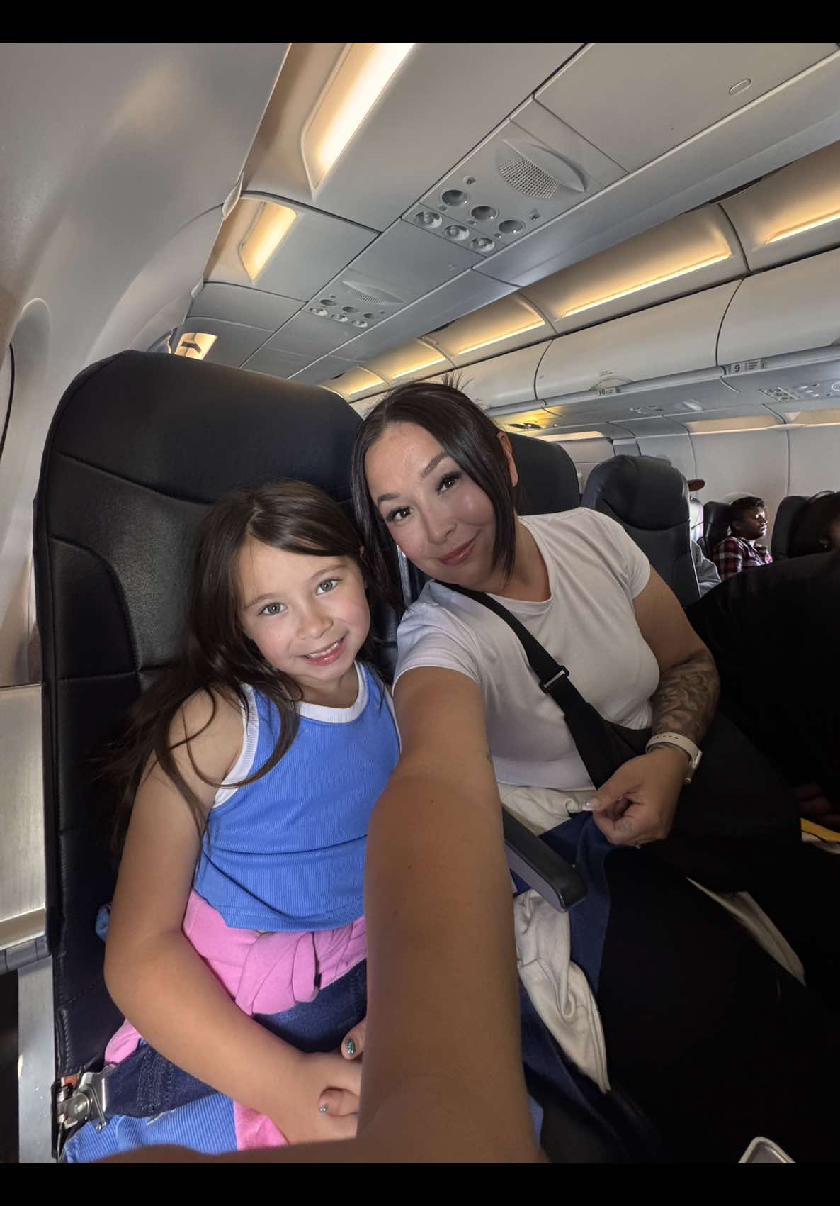 Travel day 1 and we almost missed the flight 🫢🤣 #momanddaughter #disneyworld #travel #travelwithme #disneyvacation #disneyparks #disneytiktok #disneyadult #mears @Disney Parks @Disney @Booking.com @mears_transportation #fyp 
