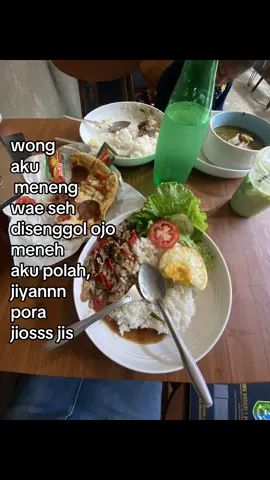 #fyppppppppppppppppppppppp #bersamamuakubahagia #trend #jowostory #katakata #foryou #sindirankeras #ponorogo24jam #masukberandafyp #sadstory #freshflowers💐 