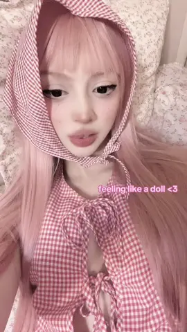 <3