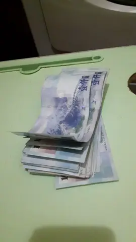 kirim 100 juta tapi mipil..Taiwan oh Taiwan napa di bates sih pengiriman uang ..tinggal segitu lagi cape bolak baliknya ke 7 11 #vanessaarp 