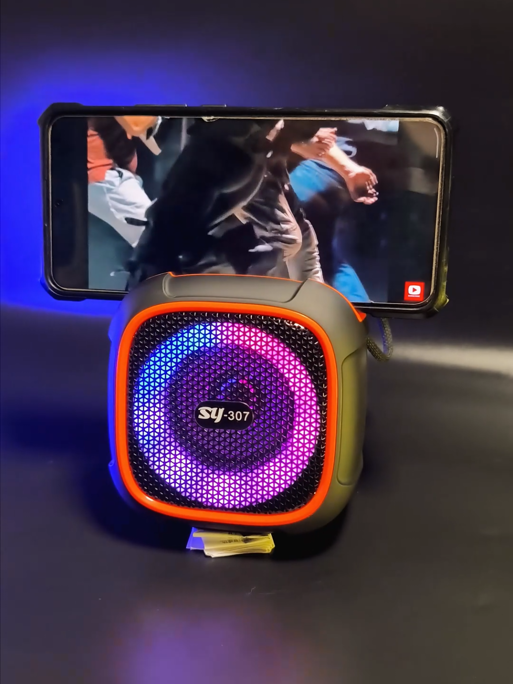 Grabe, dumadagundong talaga. #bluetoothspeaker #wirelessbluetoothspeaker #portablespeaker #rgblight 