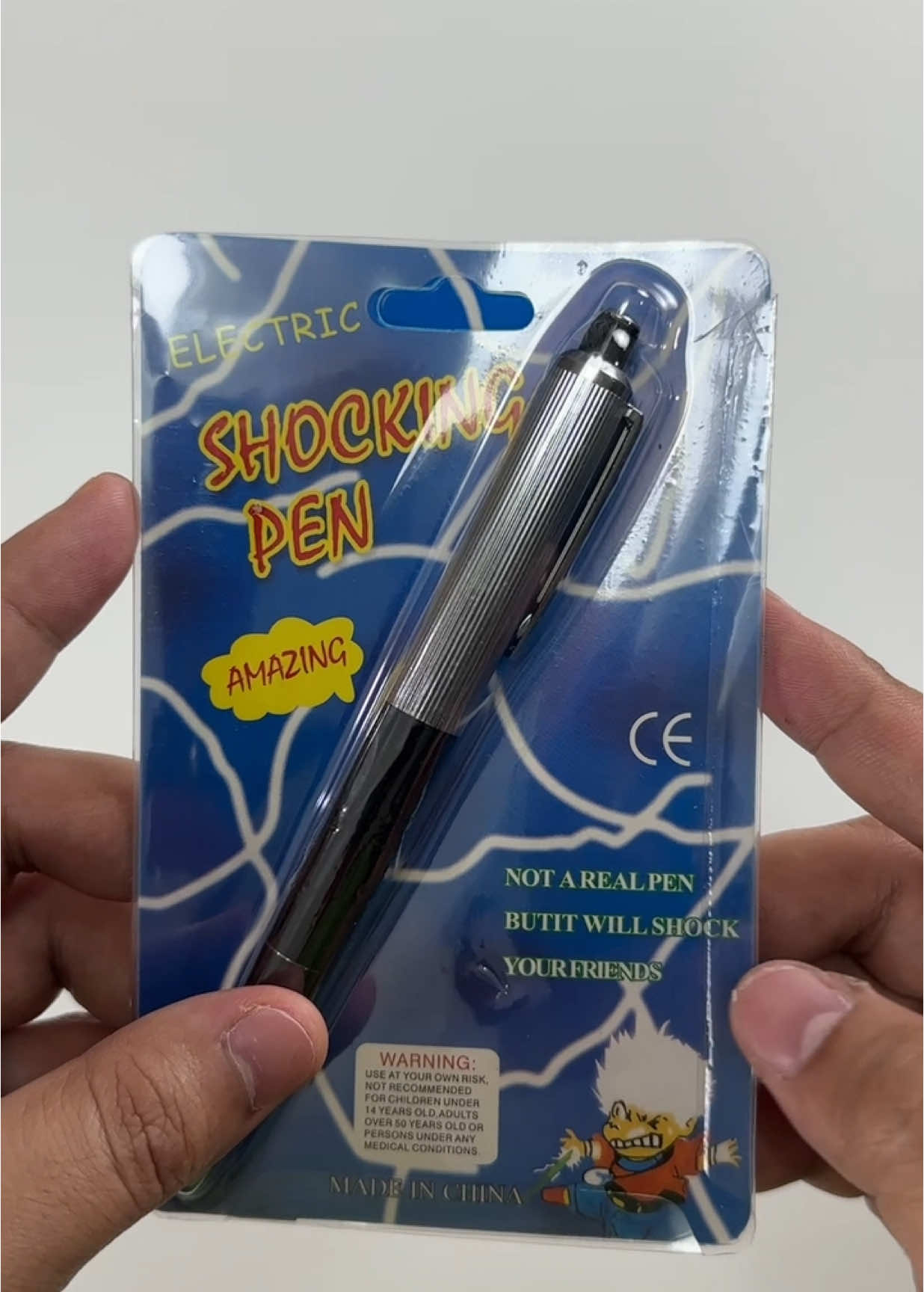 SHOCKING PEN 🖊️ #pranktoy #shockingpen #pen 