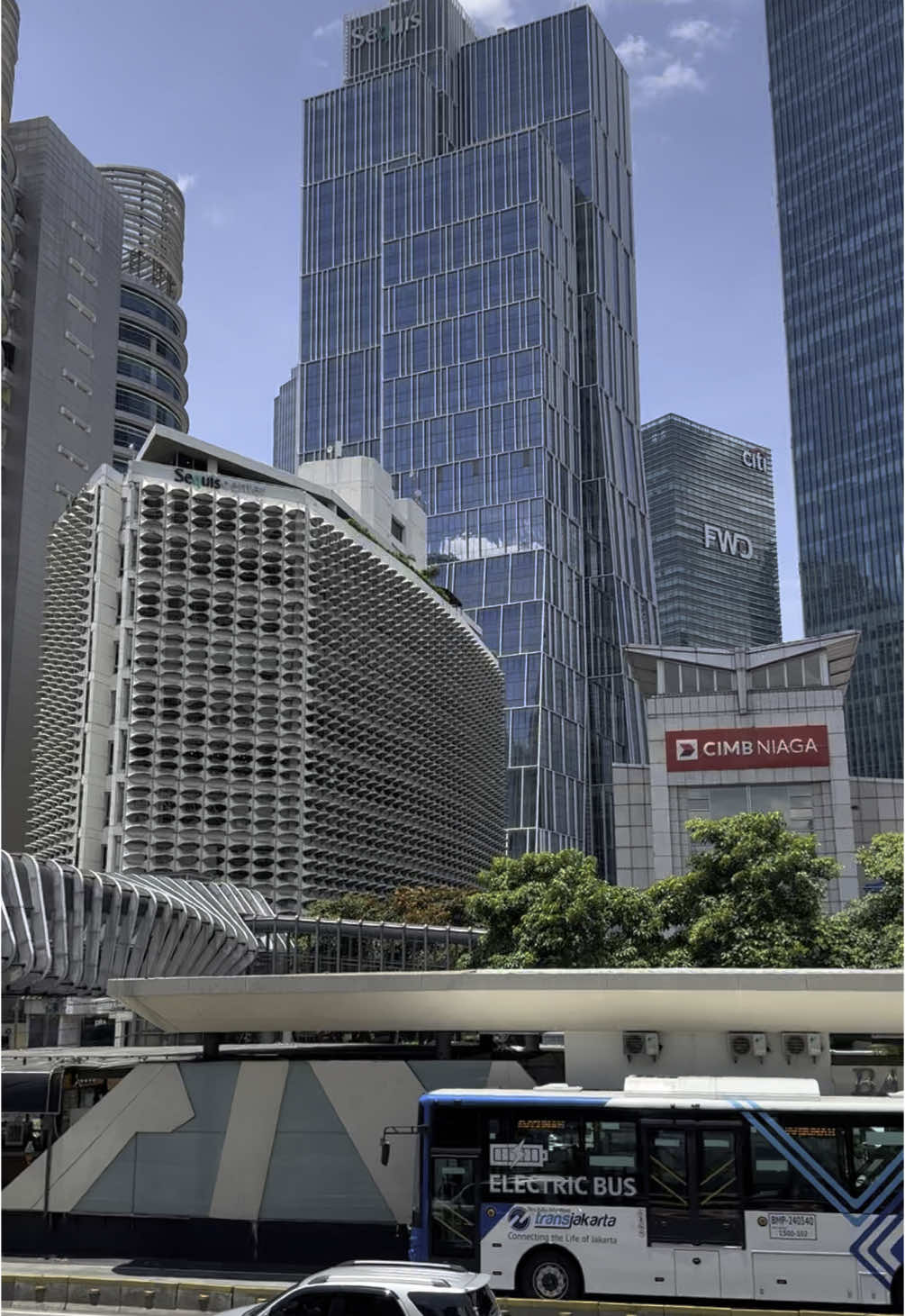JPO Senayan 📍🔥 #placetogojkt #jakarta #sudirman #jposenayan #cityvibes #cityview #fyp #jktfyp #visitplacerandom #visitplaceidn 