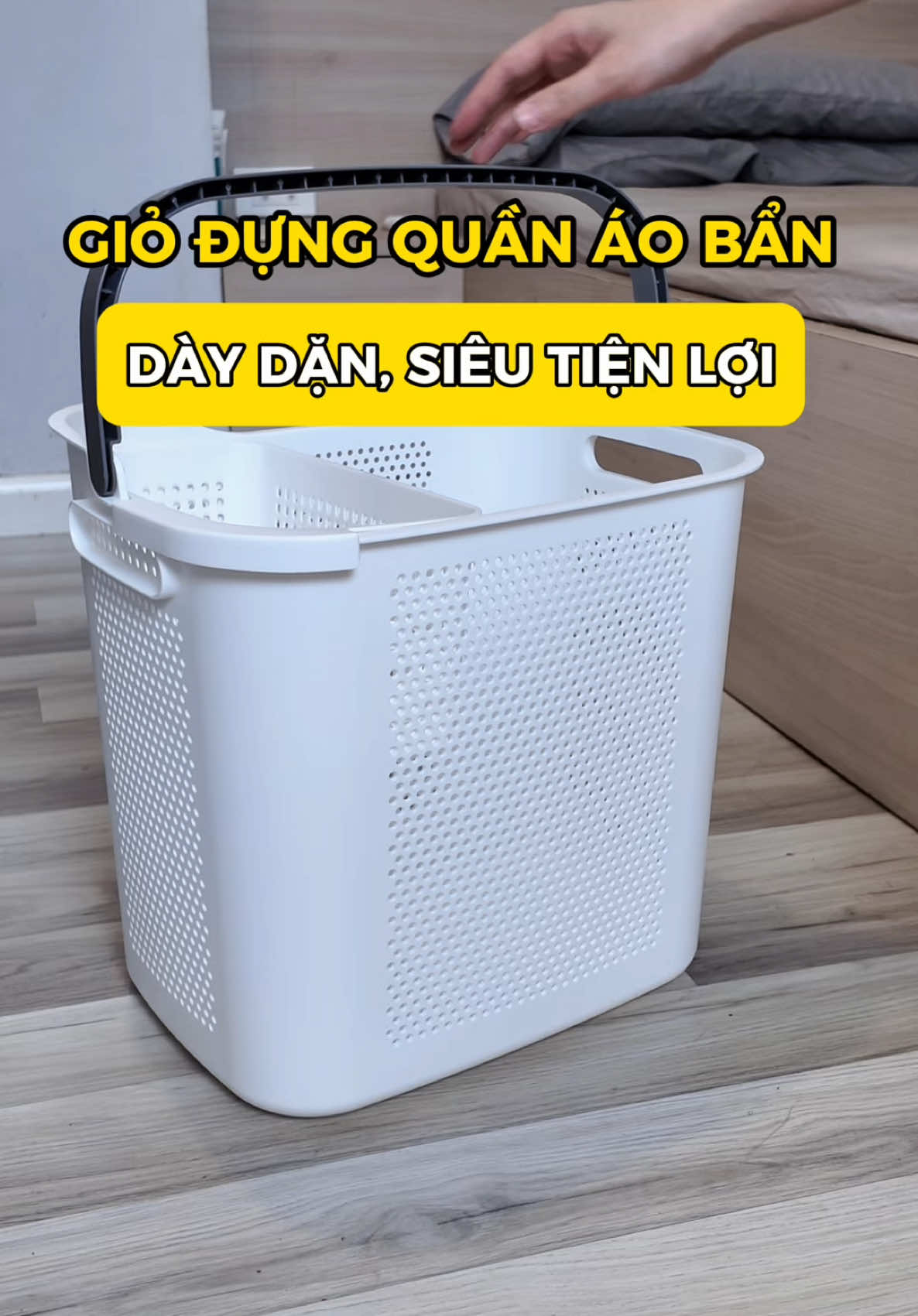 Giỏ đựng quần áo bẩn này rộng rãi, lại đẹp, nhựa chắc chắn. Các bác tham khảo mua về dùng nha #giodungquanaoban #giodungquanao #giodungquanaogapgon #dandanreview #giadungtienich #giadungthongminh #giadung #giadunggiadinh #nhacuadoisong #giadungviet #giadungtienloi #xuhuong 