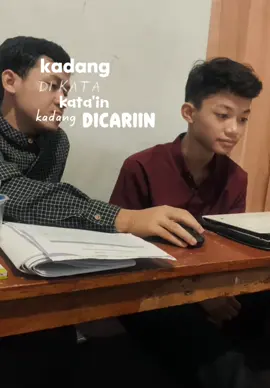 Sedang memberi pengarahan kepada junior. ##foryou 