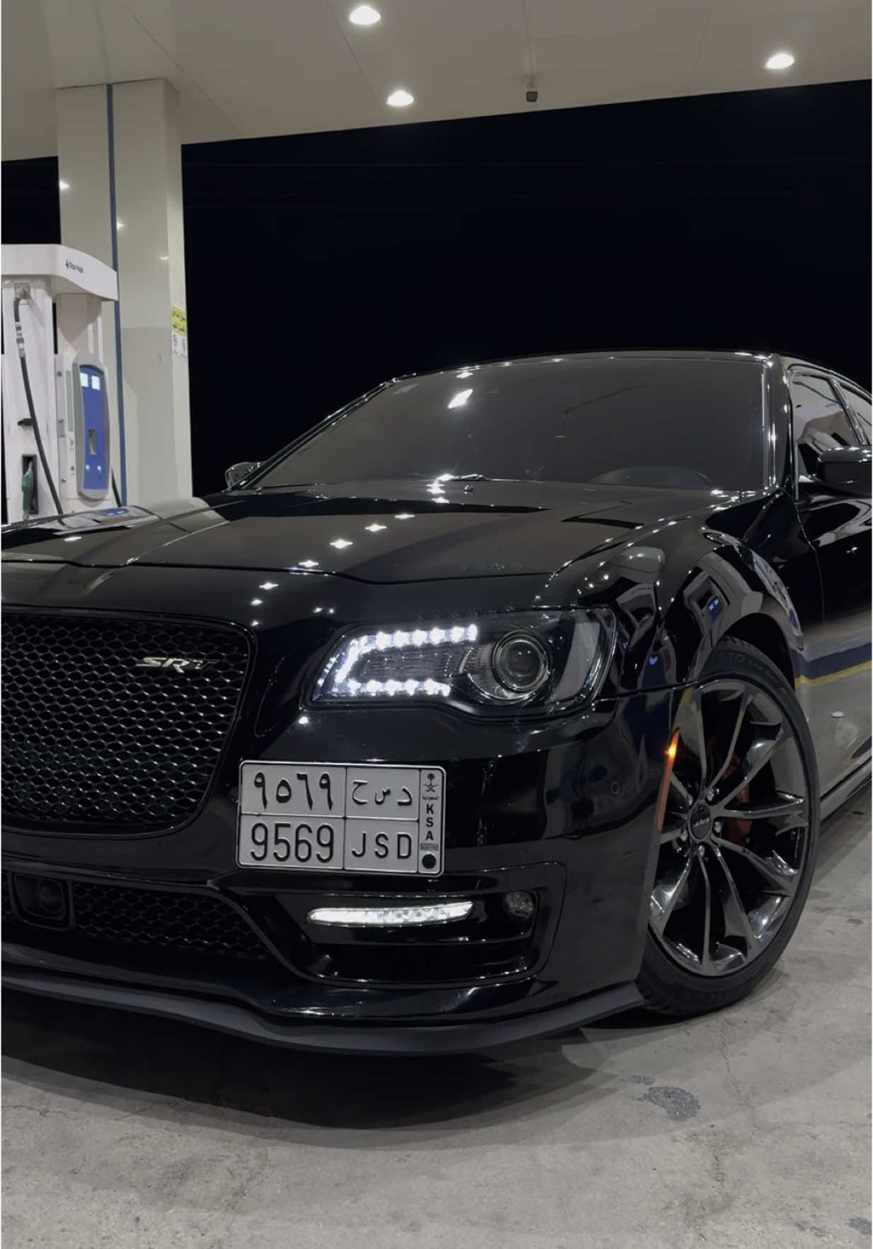 ماشاءالله 🖤 #كرايسلر #SRT #chrysler #fyp #القصيم #mopar 