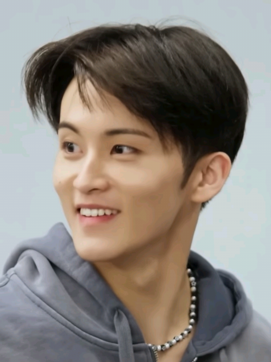 jir lah cakep bgt #marklee 