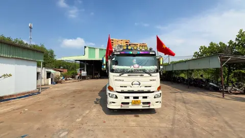 Tự hào việt nam🇻🇳!@sangphuxe61e01593 @Xuân đạt @Nguyên Max #61h08272 #hino500 #xuhuongtiktok #xetaidep 