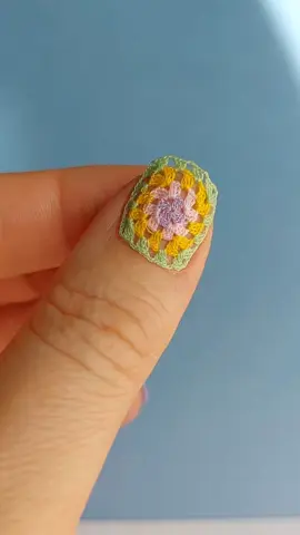 Micro Crochet Nailart #microcrochet #nailart #teddy #rainbowteddy 