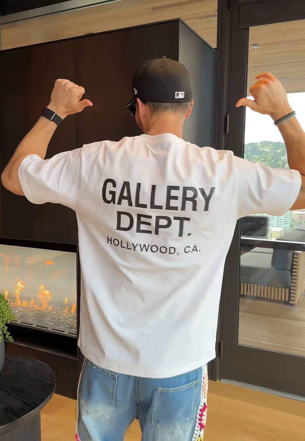 Hurry before these tariffs end! 👀💪🏼📈 #gallerydept #mensfashiontips #StreetFashion #streetwear 