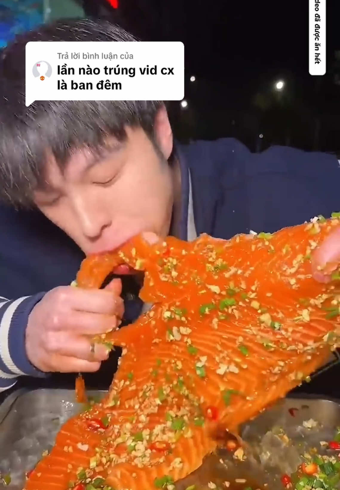 Trả lời @￶￶ Thử thách đi đớp 20 cân cá hồi nhận thưởng 8888 tệ#xh #xhtiktok #mukbangeatingshow #mukbangvideo #mukbang #mukbangchinafood #lapxuongmavin 