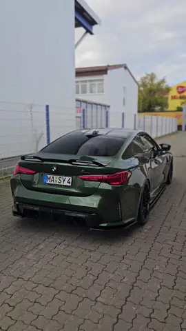 Love this beauty and beast 😈 2025 BMW M4 Competition LCI  @masy_m4 for more car / automotive content!  #reels #fy #fyp #fypage #new #neu #instagram #tiktok #trend #trending #viral #bmw #m4 #wheels #G82 #G80 #G81 #germany #bimmer #mannheim #bmwm #auto #car #mperformance 