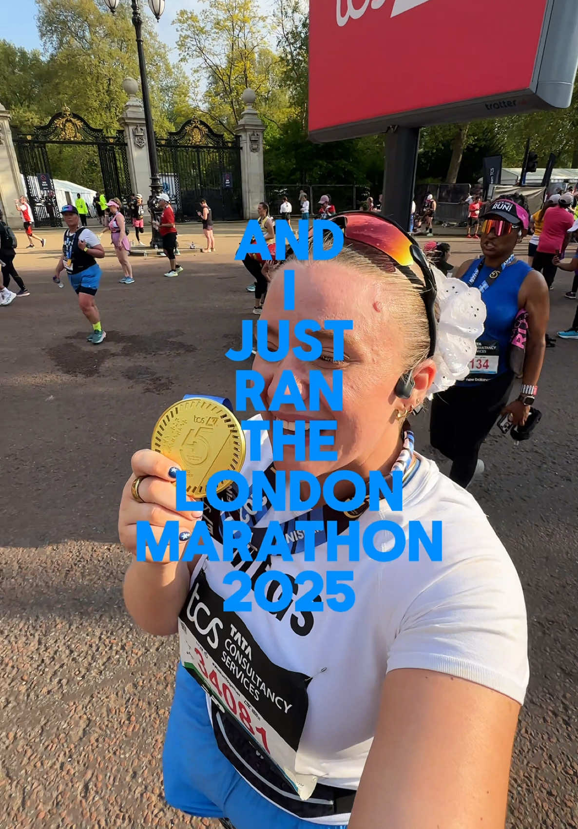 every single mile captured, a memory of a lifetime!!!! WHAT AN EXPERIENCE!!! still can’t believe I got a ballot place🥺 I ran a whole marathon whaaaat!😭😭🥹🥹⭐️⭐️ #londonmarathon #londonmarathon2025 #slowrunner #slowrunnersclub #megancarole #realisticrunningdiaries 
