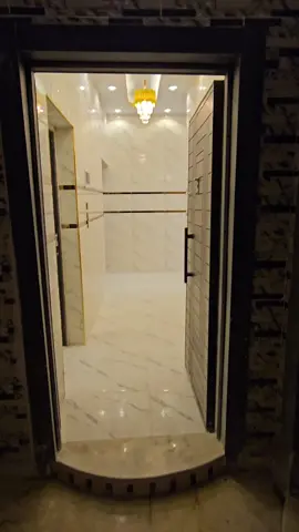 شقة للبيع ثلاث غرف ومنافع طابق أول أتجاه غربي شرقي إكساء سوبر ديلوكس  الموقع مدينة الدانا الحارة القبلية مقابل مدرسة الرجاء تمامآ السعر 25ألف $وبازار خفيف