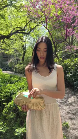 Sweet for summer 🍍🩵@Ellis Brooklyn #ellisbrooklynpartner #ellisbrooklyn #scentoftheday 