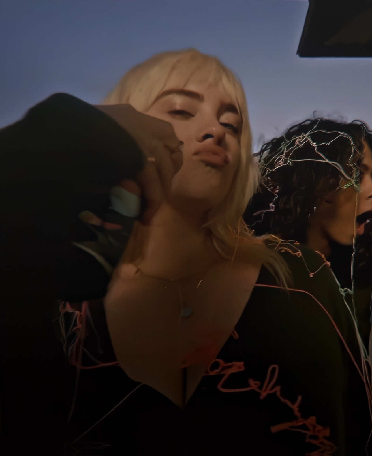 hte version!! | so many mvs i didn’t even need to loop this (yes this is a repost sry)  @BILLIE EILISH #billieeilish #billieeilishedit #aftereffects #aftereffectsedit #edits #fyp #viral #happierthanever 