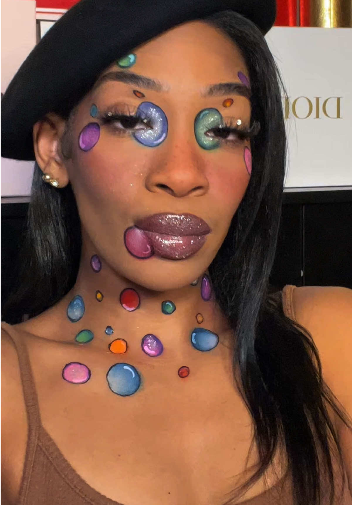 In a league of my own | LIVE TODAY At 5pm ❤️ #fyp #creativemakeup #makeuptransitions #makeuptransformation #makeup #makeupchallenge #abstractmakeup #abstract #abstractart 