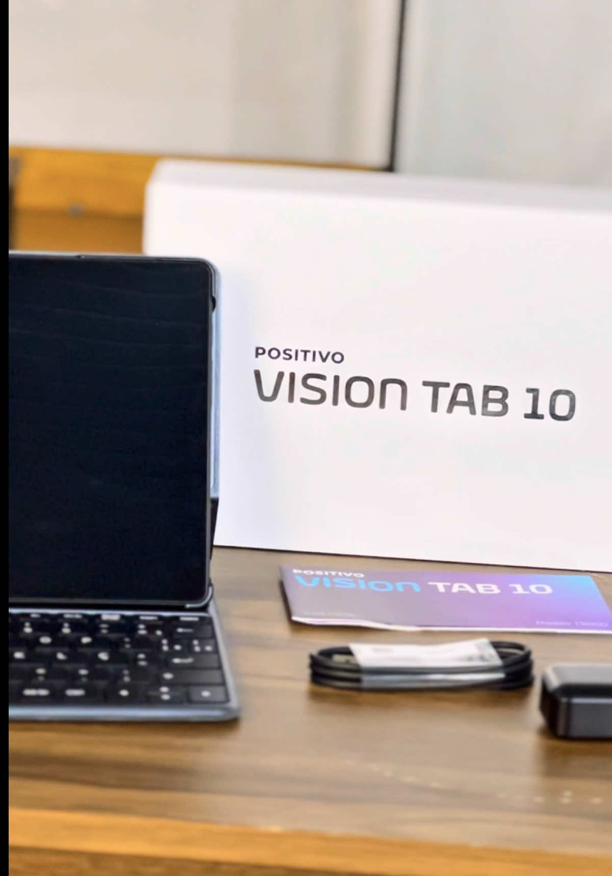 🚀 Tablet Vision 10: Potência e Versatilidade ao Seu Alcance! Transforme sua rotina com o Tablet Vision 10. Com tela HD de 10.1”, 4GB de RAM e 128GB de armazenamento, ele é perfeito para trabalho, estudos e entretenimento. Acompanha capa teclado inteligente, conectividade 4G e bateria de 6000mAh para te manter conectado o dia todo. 📲 E o melhor: tem 15% de desconto na nossa loja da Shopee com o cupom “NEWDREDES”! Aproveite a oferta e comenta “EU QUERO” que te envio o link 🛒 #TabletVision10 #tecnologia #tablet #fy