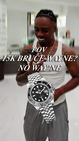 This was crazy😂 Customer came in asking for a good price on a “Bruce Wayne” Rolex GMT Master II on jubilee bracelet, because he had just seen one available for $14500. That price made no sense🤔 We had to do some investigating to make sure this gentlemen wasn’t going to buy a fugazy watch! • • • #gluxejewelers #watches #gmtmaster2 #funmoments #buyingandselling #watchdealer #bestprices #lowprice #shock #stainlessteel #watchlover #jewelrydistrict #buyselltrade #brucewayne 