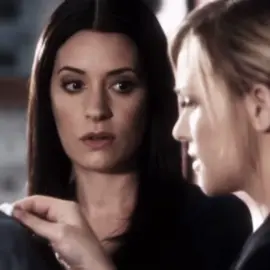So, do i just put this here?…. 🤭🤭 #jemily #emilyprentiss #jenniferjareau #criminalminds #criminalmindstiktok 
