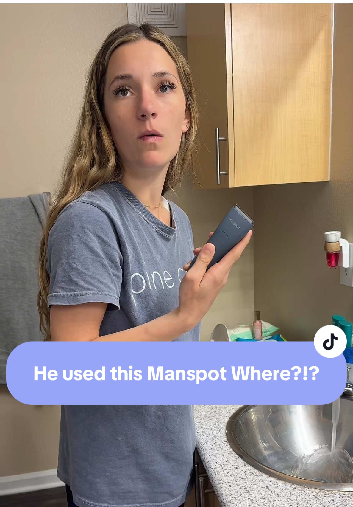 Can’t Believe I put it on my mustache 🤔 should of told me before hand @manspot.official #manspot #eletricrazor #trimmer #mens #menstrimmer #electrictrimmer #SelfCare #facialtrimmer #waterprooftrimmer 