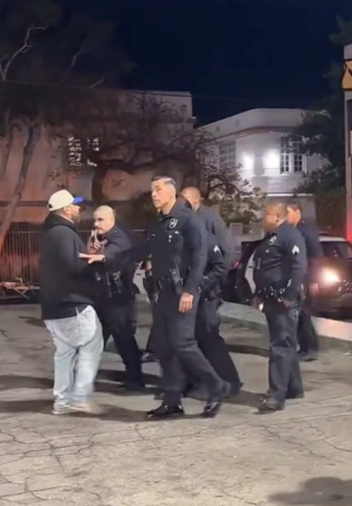 #ontheblock #viralvideo #fyp #explorepage #news #copsoftiktok #highspeedchase #southcentral #viral #losangeles #lapd #crimewatch #t 