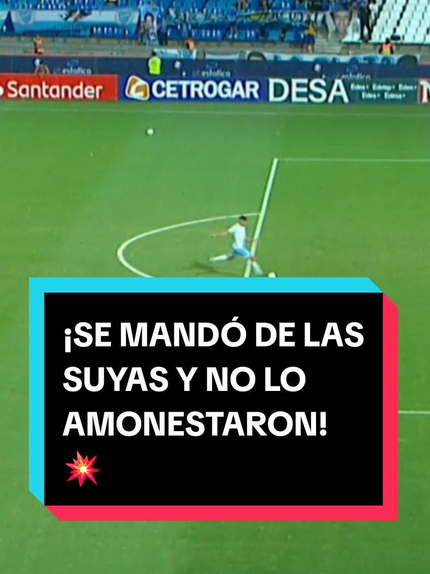 ¡FINAL OUT OF CONTEXT! 💥😵‍💫 Sobre el cierre del encuentro entre #GodoyCruz y #AtléticoDeTucumán, cayeron tres pelotas en el campo y el #Loco Díaz se mandó de las suyas contra #Petroli, pero el amonestado fue el arquero ▶️ Mira nuestros partidos de 🇦🇷 #LigaProfesional en #DisneyPlus #TikTokDeportes #futbol #pelotazo #pelotas 