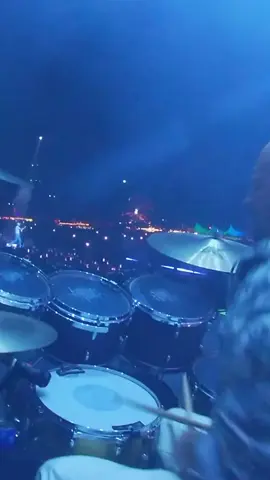 Wow w/ @Post Malone from Coachella. @Gretsch Drums-official @Zildjian Company @Vater Drumsticks @Remo Inc.  #drumtok #postmalone #fyp #drummer #post #coachella #drumeo #drumuniversity #drumsdrumsdrums #zildjian #gretschdrums 