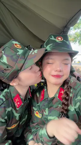 kiss kiss shy shy#A50 #qdndvn #giaiphongmiennam #tuhaovietnam #dieubinh #xh 
