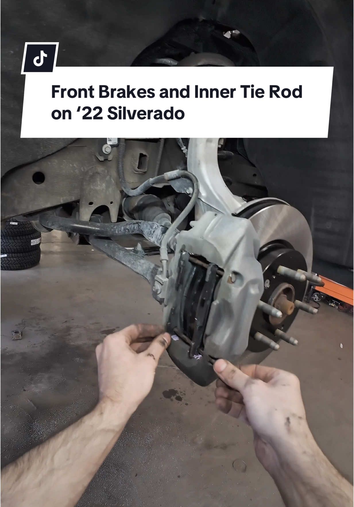 Nice weather got me feelin sensual #automotive #harrisenco #snapon #rokform #automotivetechnician #mechanicsoftiktok #mechanic #pov #cars #painandsufferingsimluator #chevy #silverado #brakes #innertierod 