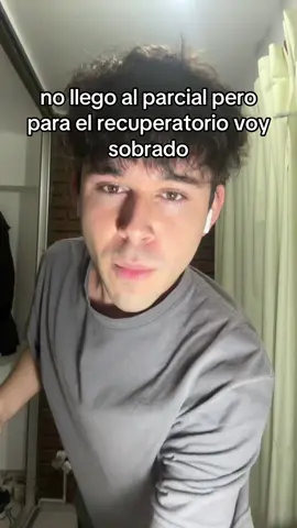 em deberia estar estudiando #fyp #foryou #parati #foryoupage #humor #comedia #study #finales #universidad #parcial #córdoba #meme 