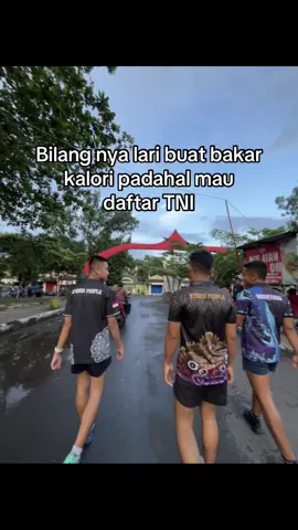 Pelan tapi pasti #fy #fyp #pelarikontenbinsik🏃‍♂️ 